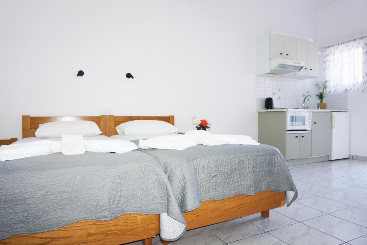 Aphrodite Studios & Apartment Bali  Bagian luar foto